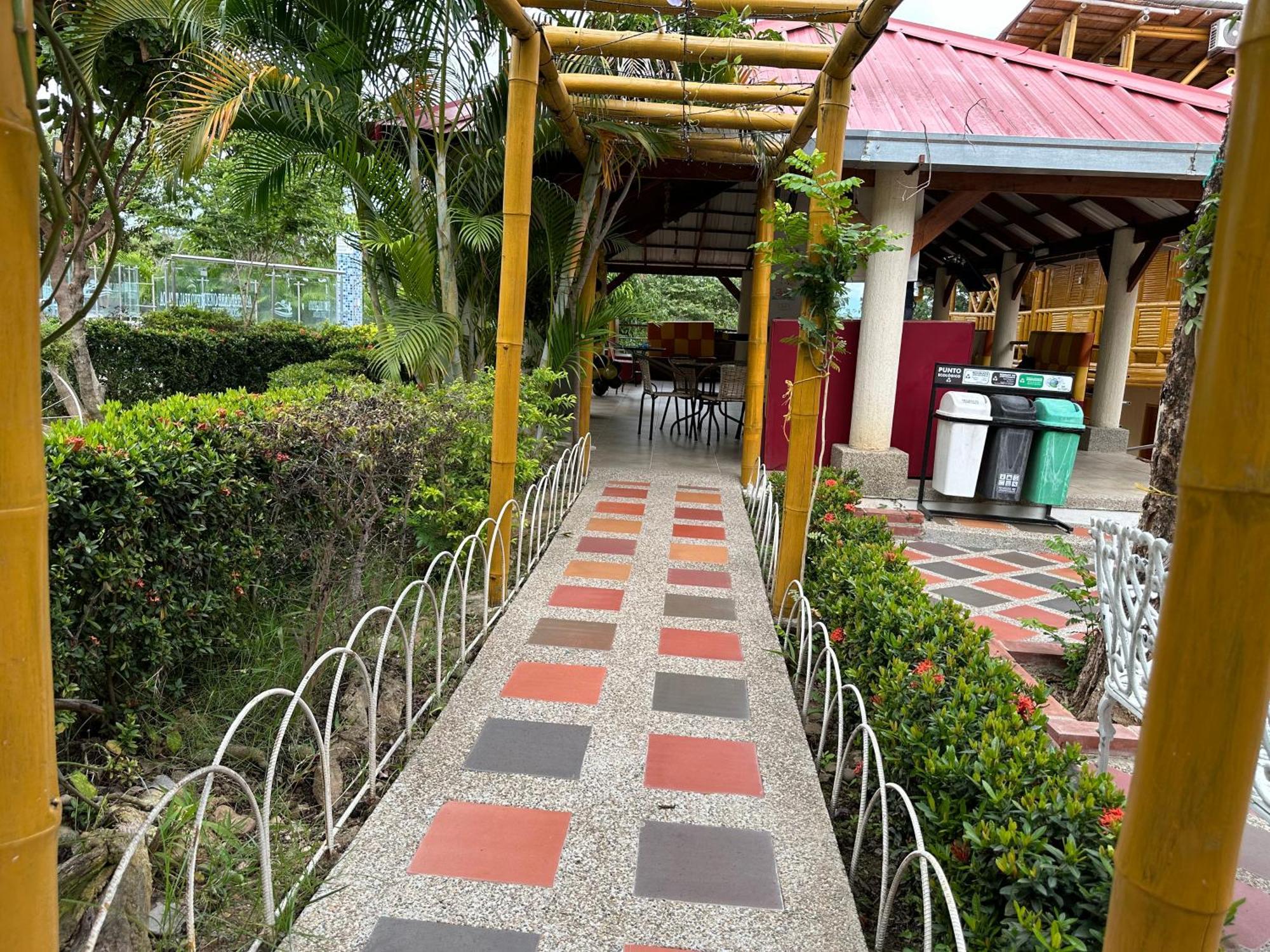 Hv Sueno Real Tatacoa Hotel Villavieja Buitenkant foto
