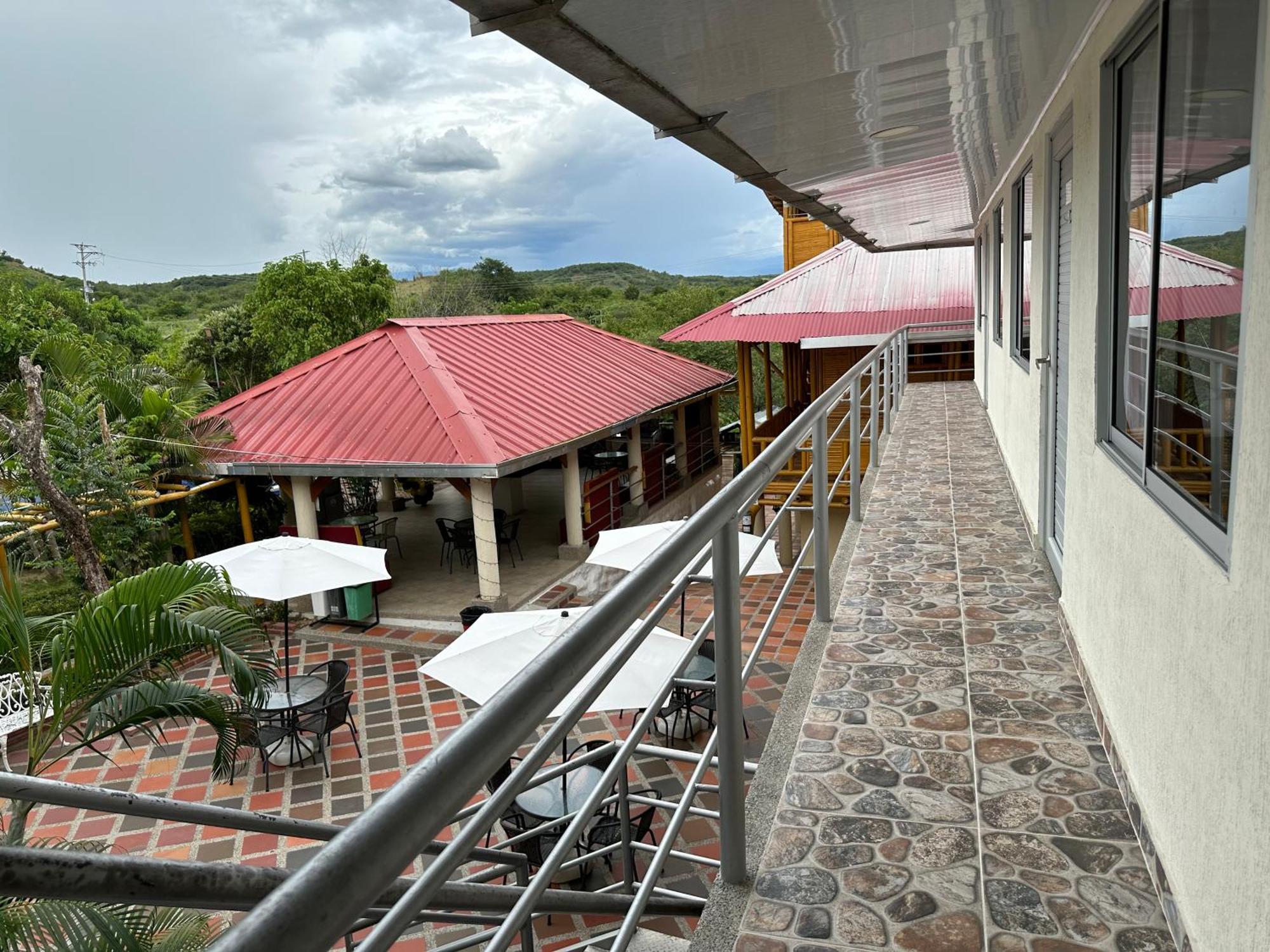 Hv Sueno Real Tatacoa Hotel Villavieja Buitenkant foto