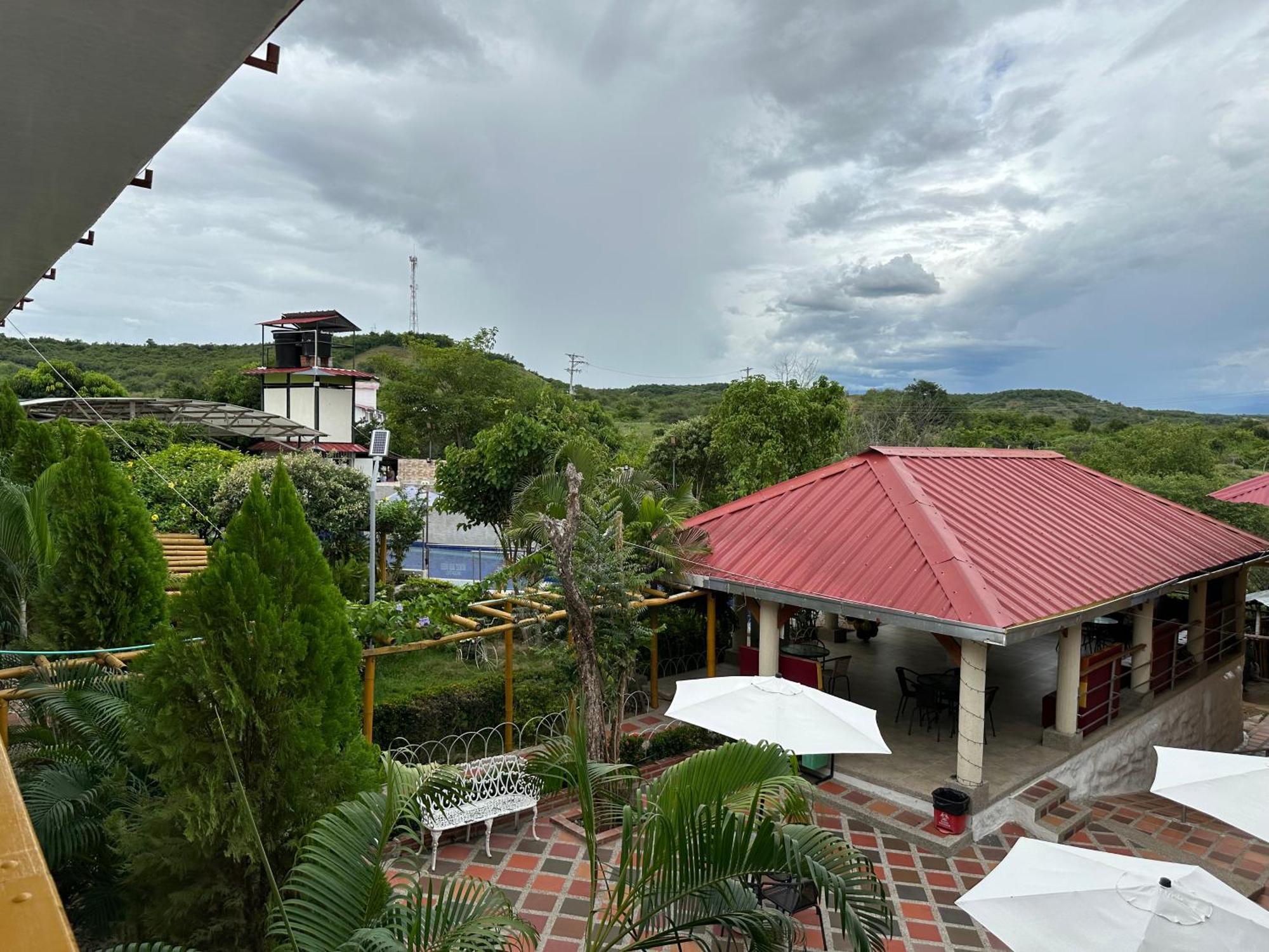 Hv Sueno Real Tatacoa Hotel Villavieja Buitenkant foto