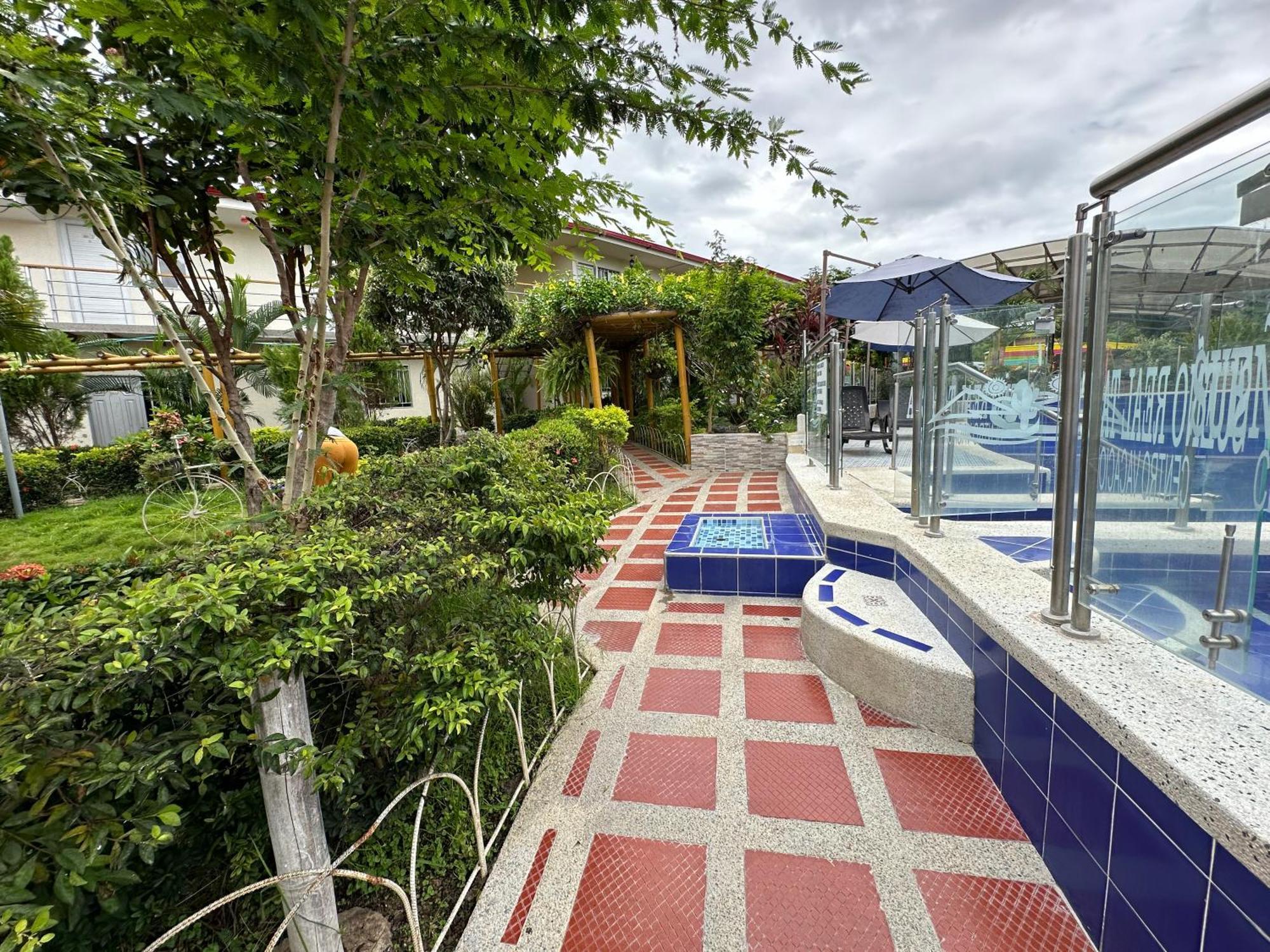 Hv Sueno Real Tatacoa Hotel Villavieja Buitenkant foto