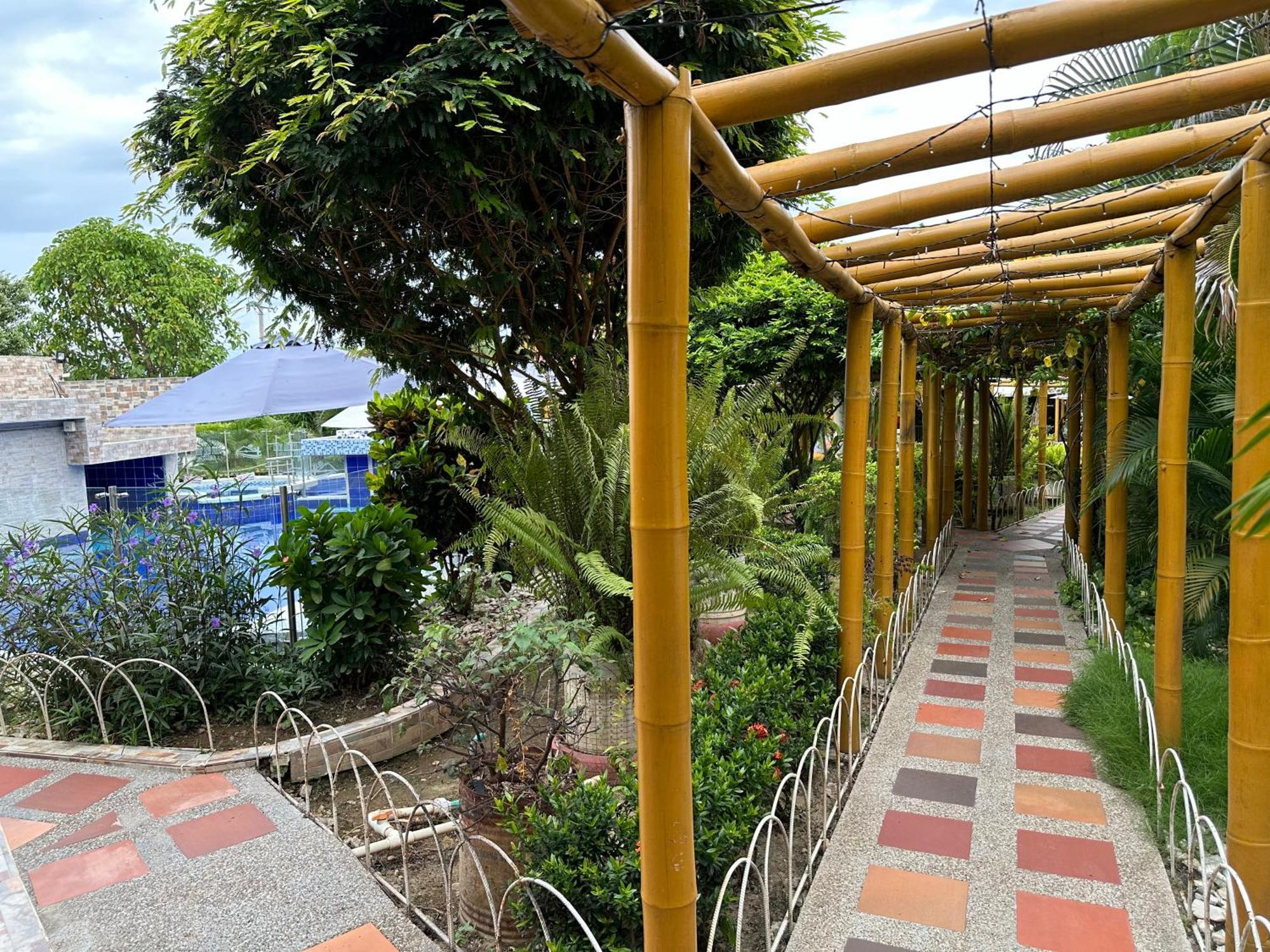 Hv Sueno Real Tatacoa Hotel Villavieja Buitenkant foto